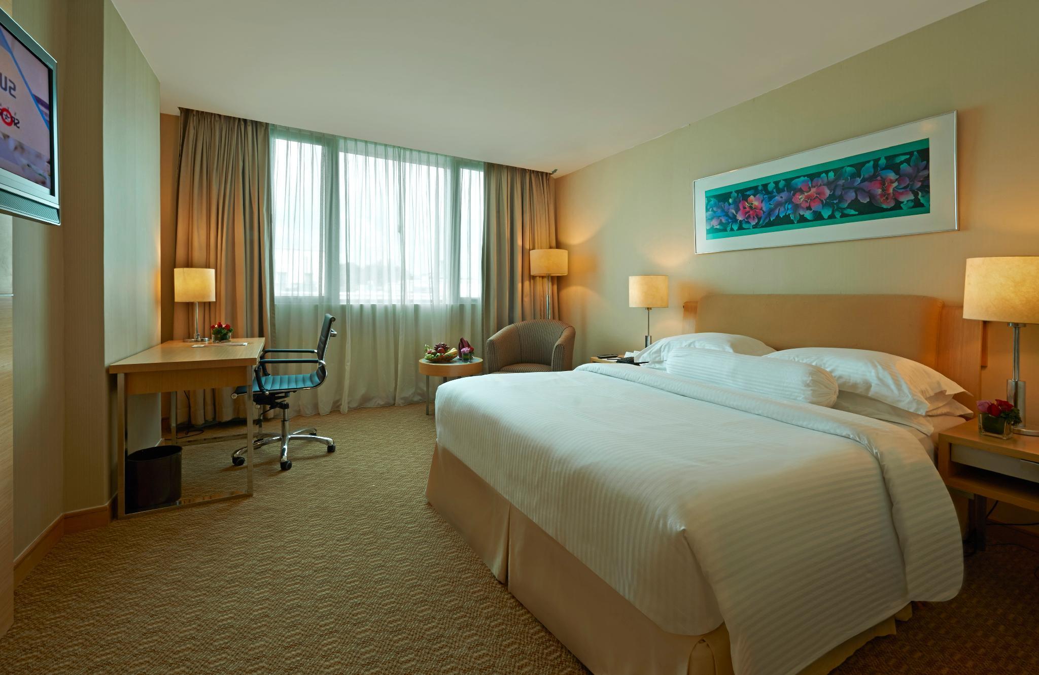 รอยัล ชูลัน เดอะ เคิร์ฟ Hotel เปอตาลิงจายา ภายนอก รูปภาพ